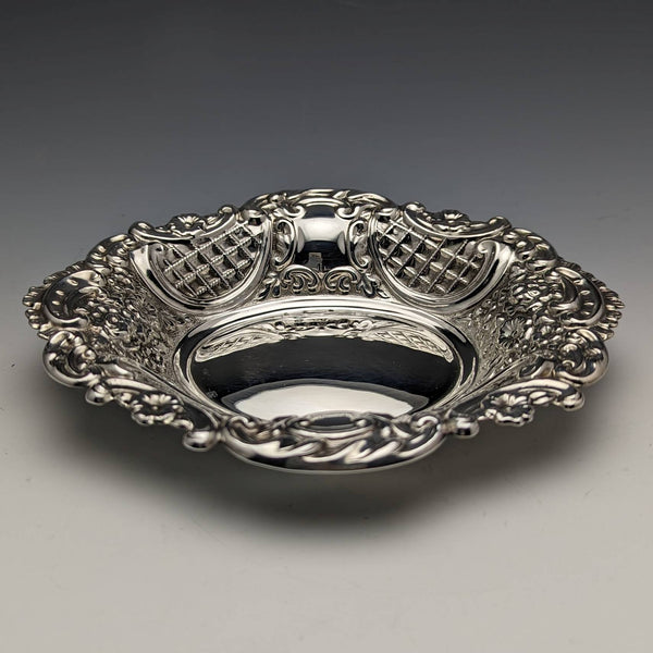 1972 British Vintage Sterling Silver Dish 88g Pinder Brothers